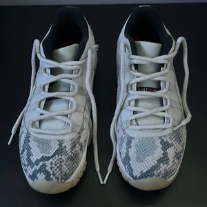 Air Jordan 11 Retro Low ‘Light Bone Snakeskin’ Size 11.5